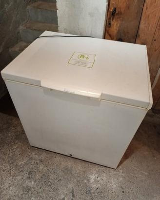 freezer a pozzetto ignis