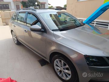 Skoda Octavia DSG gtec full tagliandata trattabile