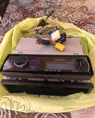Pioneer stereo macchina