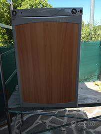 Frigo trivalente per camper