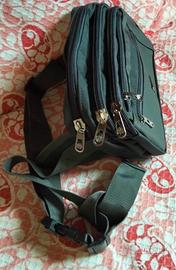 Borsello/tracolla uomo nuovo multi tasche grigio