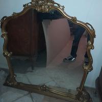 Specchiera antica