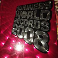 LIBRO DEI GUINNESS DEI PRIMATI 2008 PER COLLEZIONI