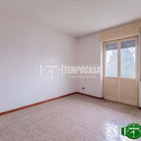 LUMINOSO BILOCALE CON BOX IN ZONA TRANQUILLA A MAG