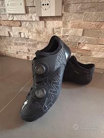S Works scarpe e casco da corsa