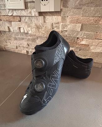 S Works scarpe e casco da corsa