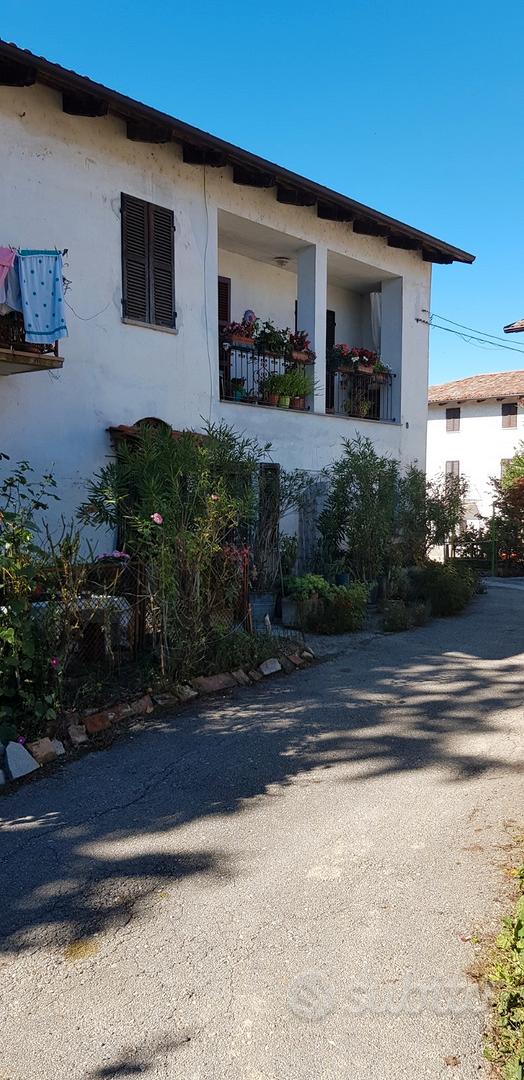 Casa libera su tre lati - Vista 2