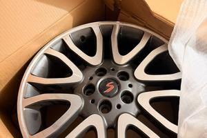 Cerchi nuovi originali Mini da 18”diamantati