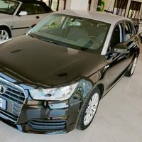 Audi A1 1.4 TDI S tronic OK NEO PATENTATI 5 PORTE