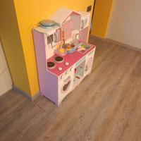 cucina di legno per bambini