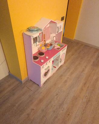 cucina di legno per bambini