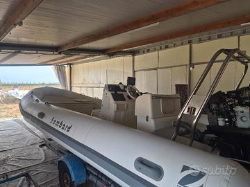 zodiac 730 con 225 cv tubolari nuovi cuscineria 