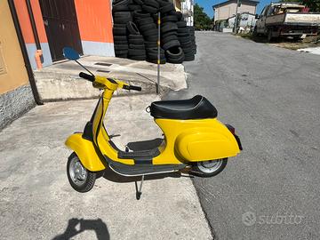 Vespa 50 Special