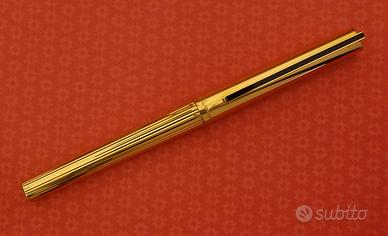 ST Dupont Classic Fountain Pen.