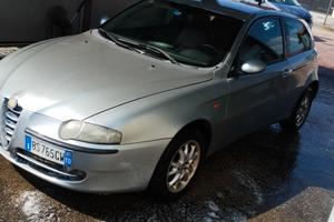 Alfa Romeo 147 GPL interni in pelle