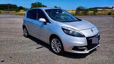 Renault Scenic X-mod live1.5 dci - Full Optional