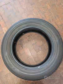 Pneumatici invernali 235/60 R18 Yokohama