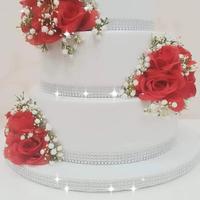 torta scenografia rase rosse