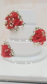 torta scenografia rase rosse