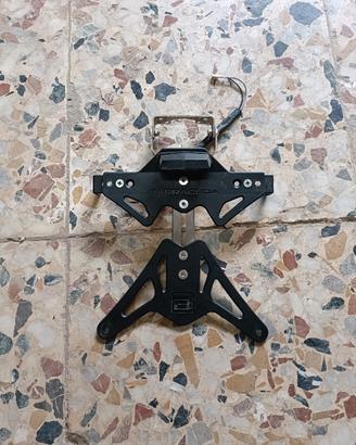 Porta targa Barracuda universale 