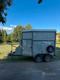 Carrello biposto trasporto cavalli