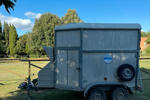 Carrello biposto trasporto cavalli