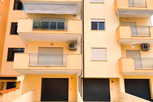 Soverato elegante appartamento con garage