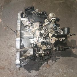 CAMBIO TOYOTA YARIS DEL 2012