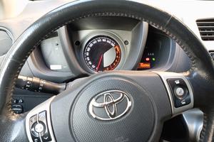 TOYOTA Urban Cruiser - 2009