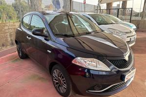 Lancia Ypsilon 1.2 69 CV 5 porte GPL Ecochic Silve