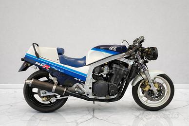SUZUKI GSX-R 1100