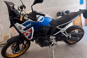 BMW F900 GS – Pari al nuovo – 3.215 km