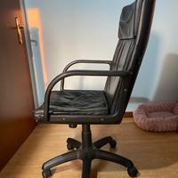 Poltrona da scrivania con braccioli