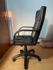 Poltrona da scrivania con braccioli