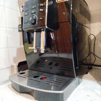 Macchina caffè espresso DeLonghi Ecam