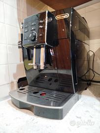 Macchina caffè espresso DeLonghi Ecam