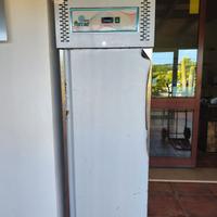 ARMADIO REFRIGERATO INOX STATICO +2 -8