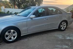 Mercedes-benz E 220 CDI cat Avantgarde