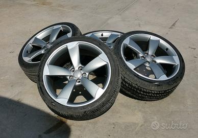 Cerchi originali Audi 18" (compreso pneumatici)