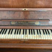 Pianoforte verticale