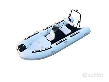 Gommone 3.9 metri chiglia vetroresina