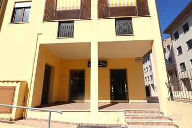 Locale commerciale in pieno centro a Tortolì