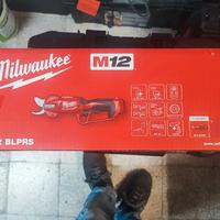 Forbici da potatura Milwaukee M12BLPRS