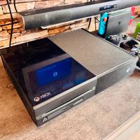 Xbox ONE + 6 giochi + postazione Sim Racing