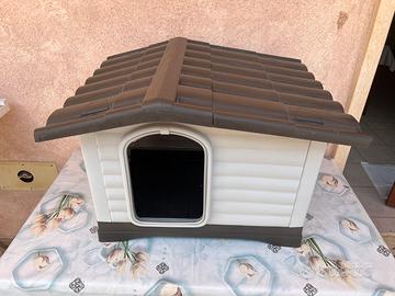 Cuccia Alcazar per cani da esterno