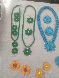 orecchini collane e bracciali 