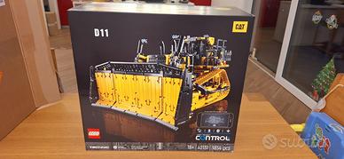 LEGO Technic 42131 CAT D11 nuovo