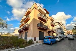 Appartamento grezzo a Partinico, Via E. Torricelli