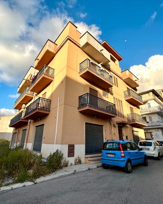 Appartamento grezzo a Partinico, Via E. Torricelli