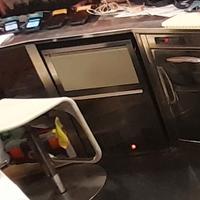 Abbattitore e fabbricatore di ghiaccio